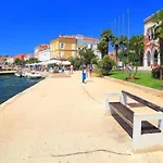 Welcoming With Garden