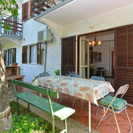 Welcoming With Garden