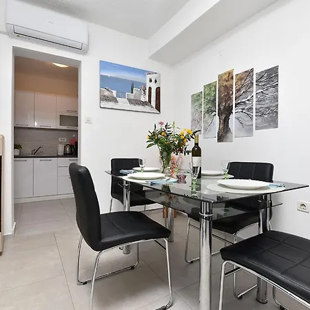 Welcoming With Garden