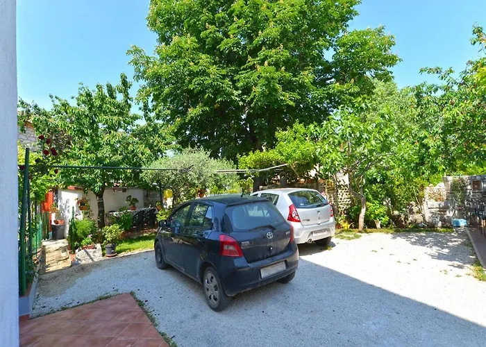 Welcoming With Garden