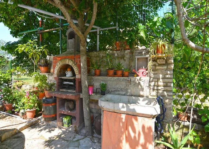 Lejlighed Welcoming With Garden Poreč