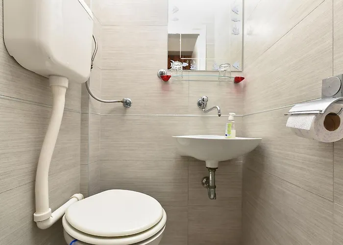 Welcoming With Garden Apartman *